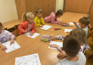 Najpierw musieliśmy je pokolorować.