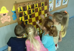 Gramy w szachy.