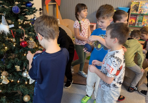 A najwięcej ozdób powiesiliśmy z przodu.