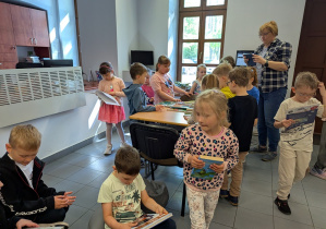 W bibliotece bardzo nam się podobało.