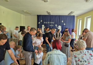 Wspólna zabawa z rodzicami
