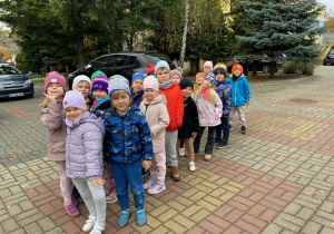 Przygotowani na zbiórkę kasztanów w szczytnym celu.