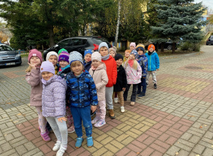 Zbiórka kasztanów.