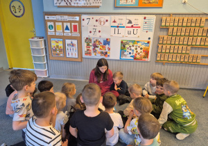 Mama Wojtka czytała dzieciom bajki