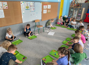 Liczba 5 - zabawy matematyczne