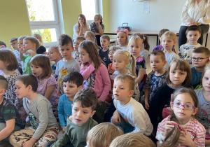 Słuchaliśmy z zaciekawieniem.