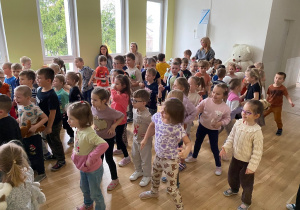 Były też zabawy ruchowe.