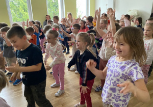 Uśmiechy nam przy tym dopisywały.