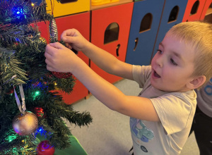 Ubieranie choinki Pszczółki 2025