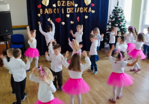 Zatańczyliśmy dla Nich.