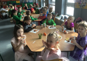 Mieliśmy też poczęstunek.