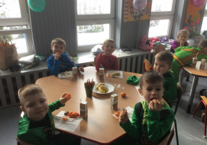 Pyszne ciasto, paluszki...