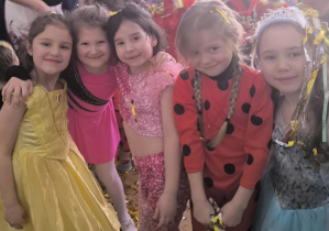 Biedronkowe dziewczyny