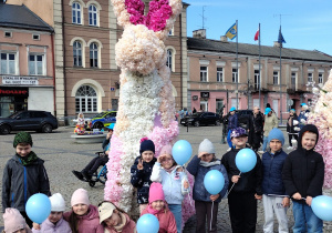 Zdjęcie przy ozdobach wielkanocnych