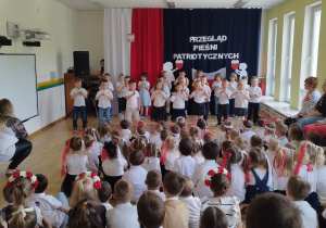 Występ dzieci z grupy Żabki