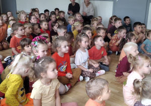 Z zainteresowaniem słuchaliśmy tego, co mówiła