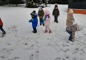 Zabawa na sniegu